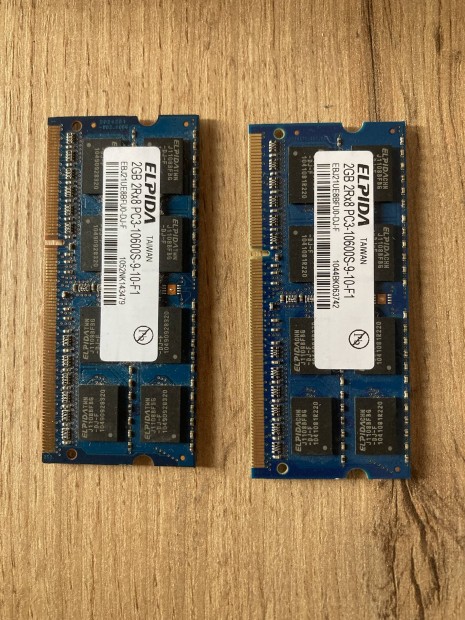 2 x 2 GB laptop ddr3 ram. 