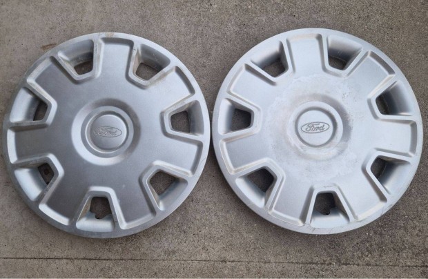 2db 15" Ford gyári dísztárcsa