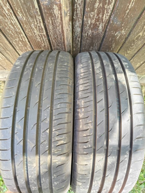 2db 16/ 16" Toyo 205/55 R16 nyári gumi