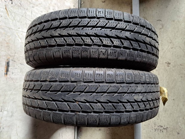 2db 175/70 R14 GT Radial WT Plus téli gumi eladó!!! ára 2500Ft/db
