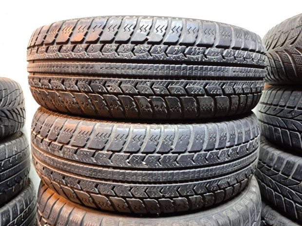 2db 185/65 R15 Kleber Krisalp HP Téli gumi eladó!!! ára! 2500Ft/db