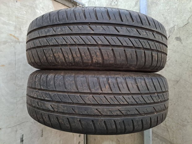 2db 185/65 R15 Tyfoon Nyri gumi elad!!! (DOT2022) ra! 7500Ft/db