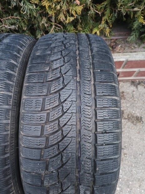 2db 18 / 18" Nokian 235/50 R18 téli gumik