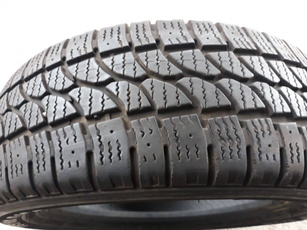 2db 195/60 R16c Sebring Van Winter Tli teheraut gumi elad!!!