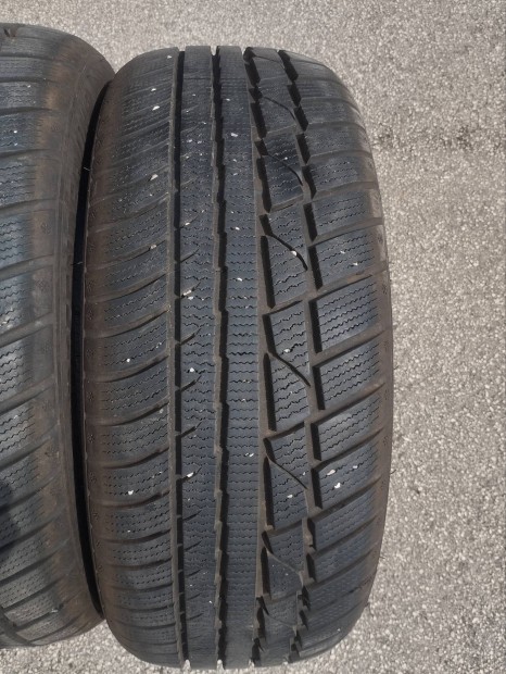 2db 205/50 17 Leao téli gumi r17 " dot22
