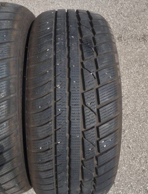 2db 205/50 17 Leao téli gumi r17 " dot22