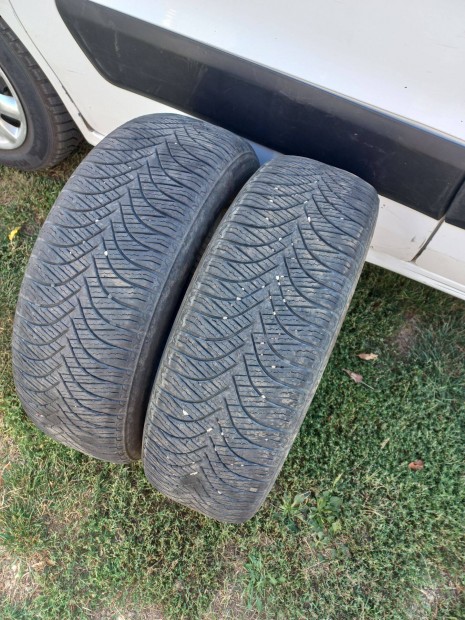 2db 215/65 R16 Goodride téli gumi