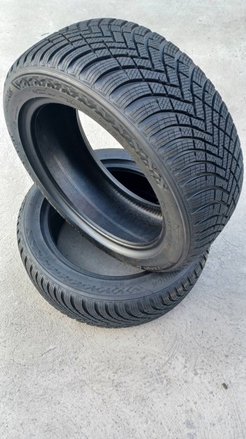 2db 225/50/17 téligumi