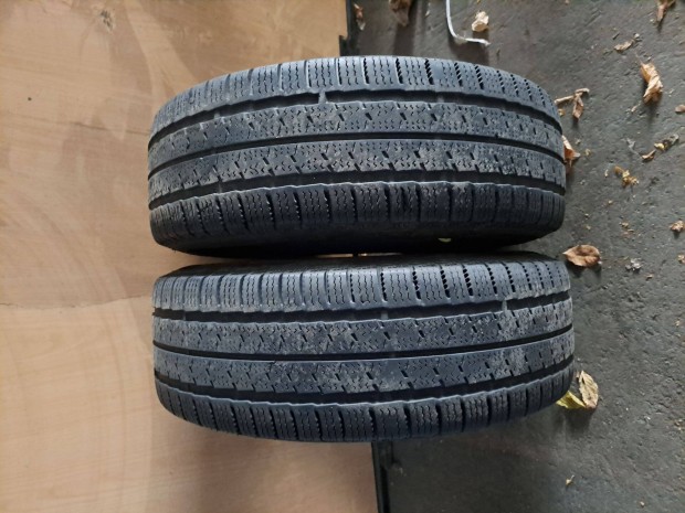2db 225/70 R15C Nexen Winter Tli teheraut gumi elad!!! (DOT2020)