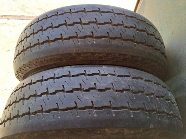2db 225/75 R16C Pirelli Citynet használt teherautó gumi eladó!!! akció