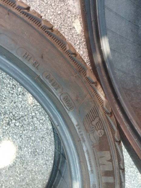 2db 235/45 18 Michelin téli gumi r18 "