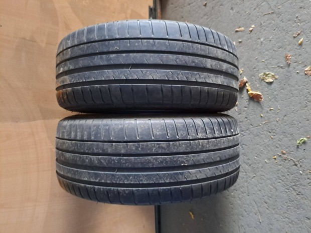 2db 235/45 R18 Michelin Pilot Sport 4 (peremvédős) Nyári gumi eladó!