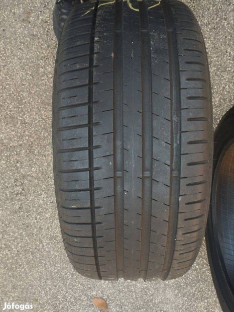 2db 245/45 17 Falken nyri gumi r17 "