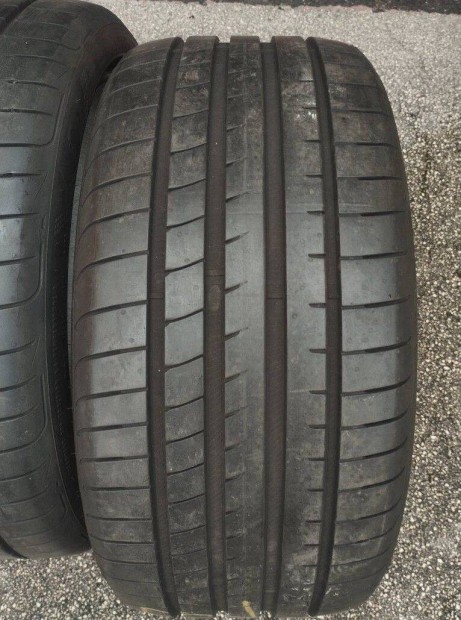 2db 255/35 19 Goodyear nyári gumi r19 " dot23