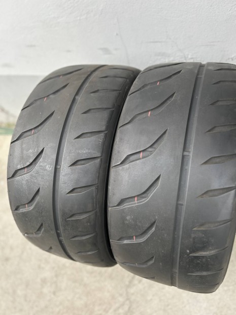 2db 255/40R17 Toyo proxes R888R 255/40 R17