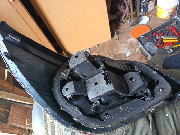 2db Gy�ri H�ts� L�mpa Bmw 5-�s sz�ria E60 Limuzin.