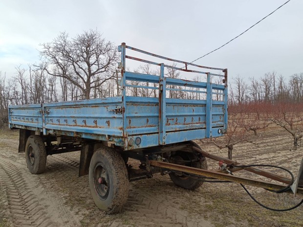 2db HL 6002 Ifa fix pótkocsi bálahordó bálaszállító