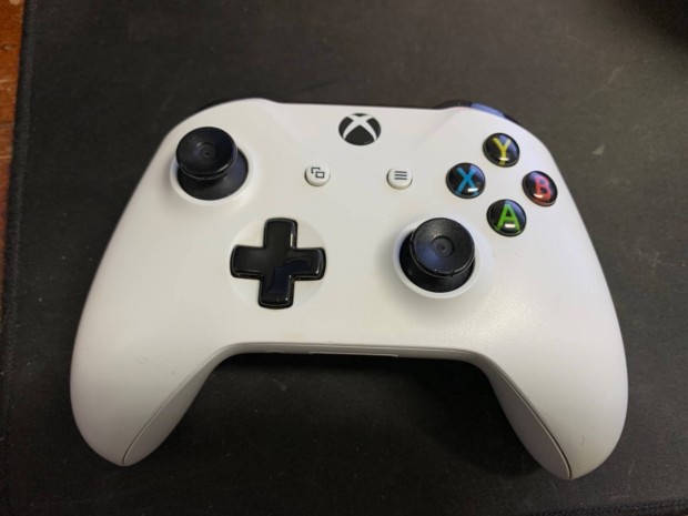 2db Hibs Xbox ONE S Controller