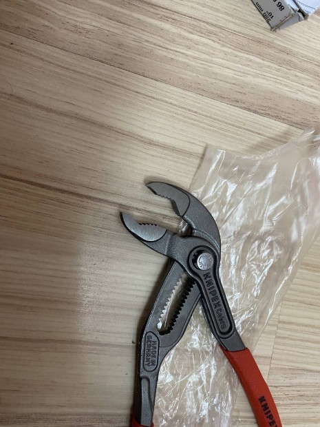 2db Knipex 87 01 180 vzpumpa fog elad.Ingyen futrral.