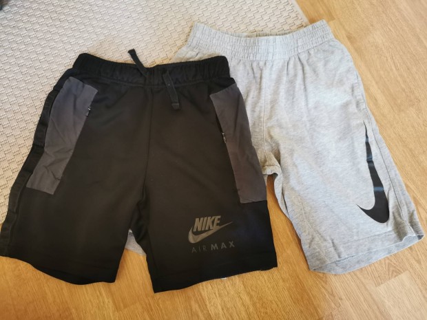 2db Nike 128-137cm kisfi short 