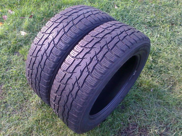 2db Nokian 215/60 R17 C-s tli