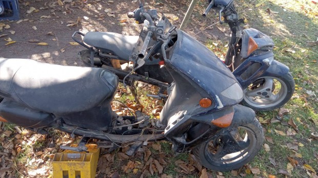 2db Peugeot speedfight 100 2t robog