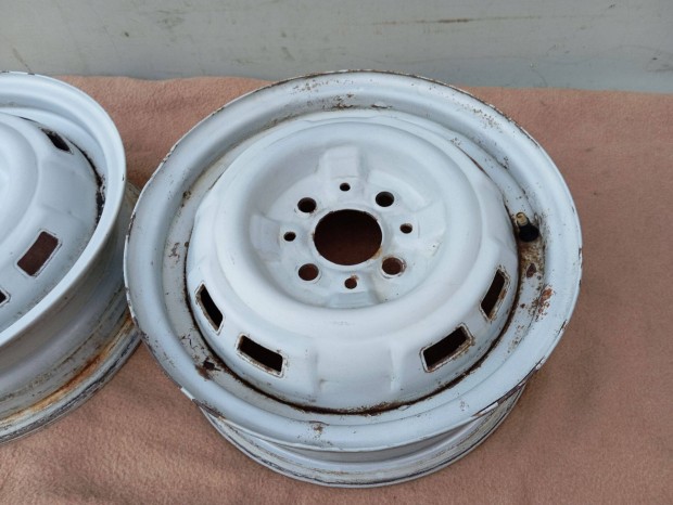 2db Zaztava,Lada,Fiat,utánfutó 13" felni, 4x98 acélfelni
