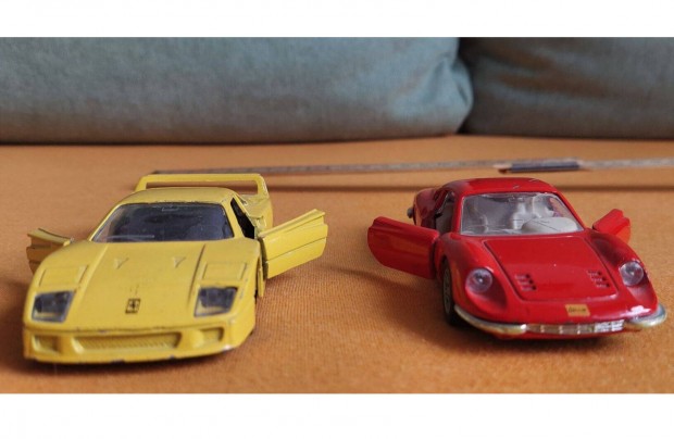 2db fmbl Maisto Ferrari Dino 246GT s F40 aut kocsi