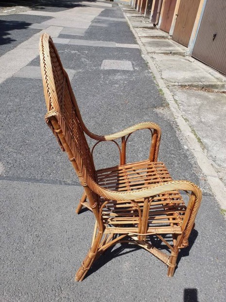 2db fonott rattan sz�k fotel + asztal