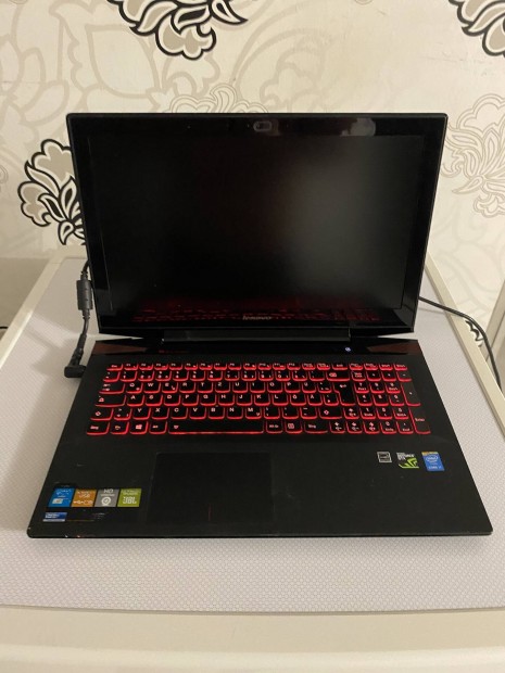2db laptop Ottónak a megbeszélték szerint