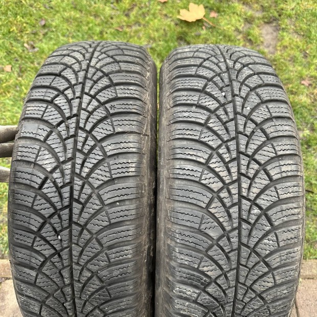 2db jszer 185/60 R15 6,8mm Goodyear Ultragrip 9+ tli gumi elad!