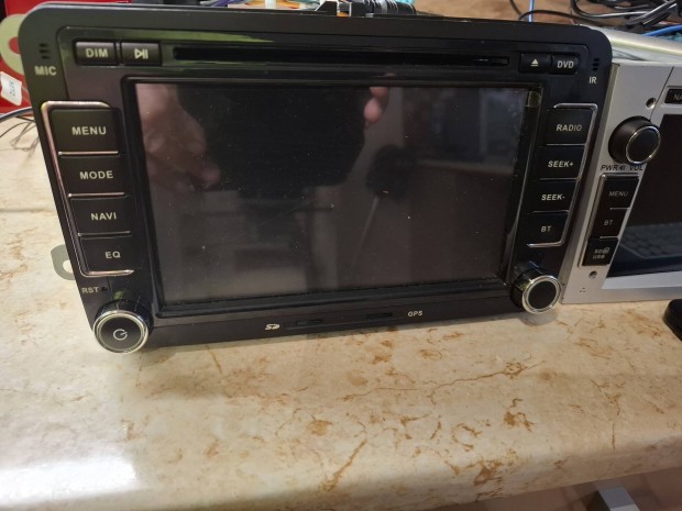 2din fejegys�g elad�!