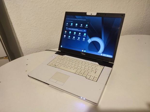 2magos laptop elad ( frissen teleptve) 