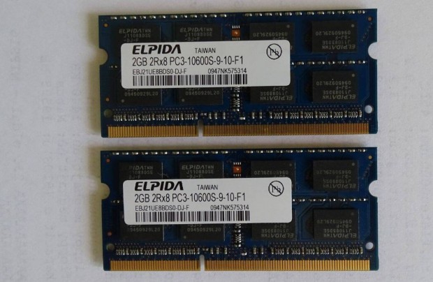 2x2GB Elpida PC3-10600 notebook RAM
