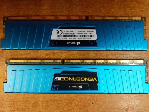2x4 GB Corsair DDR3 RAM KIT lerazs!!!