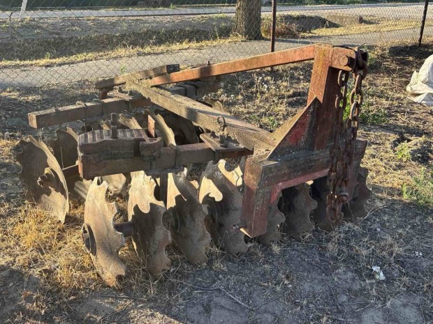 2x 8 leveles fggesztett V trcsa