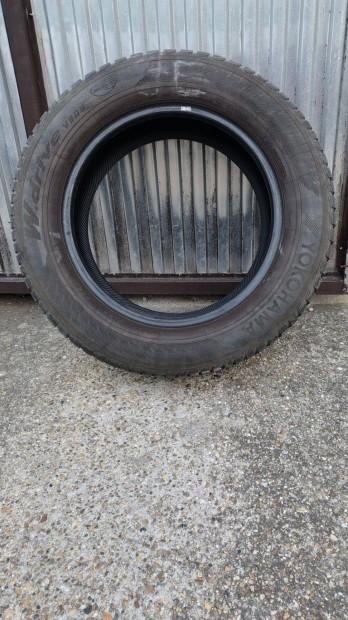 3000-ft/db Tli gumi Yokohama 6-mm futfellettel