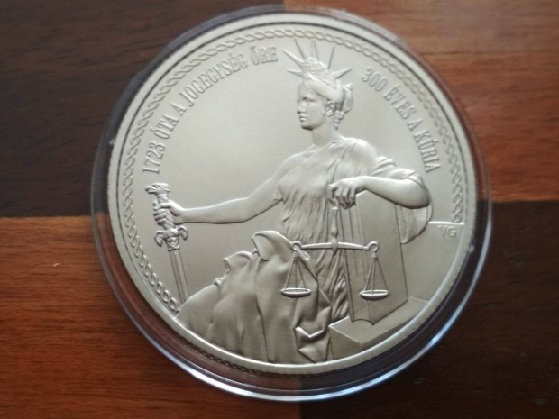 300 éves a Kúria 3000 forint színesfém érme 2024