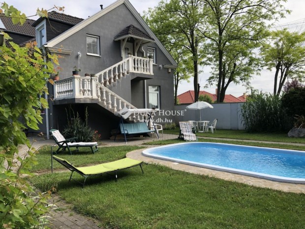 300 nm-es h�z elad� K�poln�sny�k