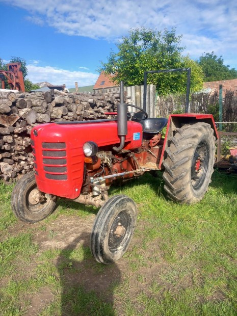 3011es zetor traktor elad!