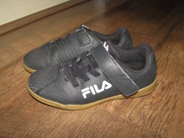 30-as Fila terem sportcip