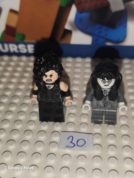 30 lego Hisztis Mirtil Belatrix 