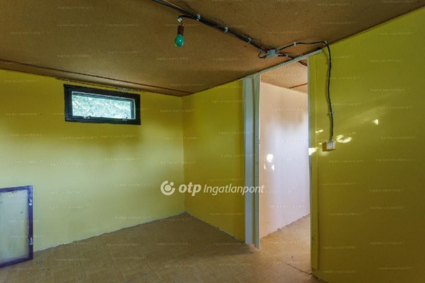 30 nm-es h�z elad� Gyomaendr�d