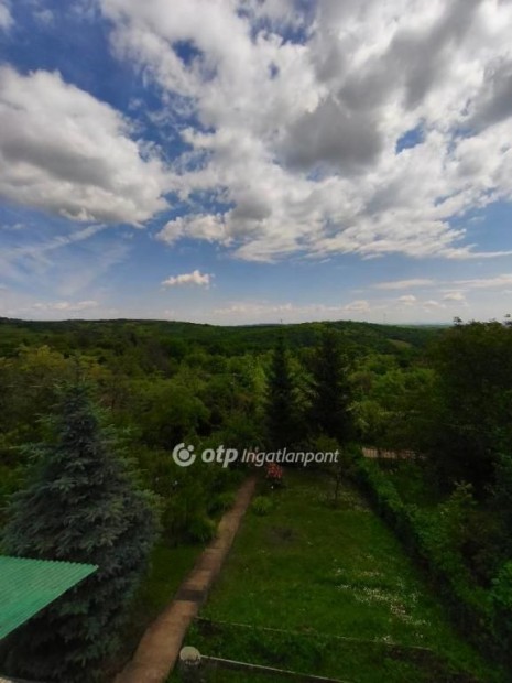 30 nm-es h�z elad� Miskolc