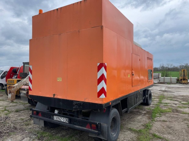 310 kW Mobil aggregátor AVK-Fiat pótkocsi