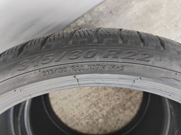 315 30 22 pirelli 315/30 R 22 tli gumi 2 db