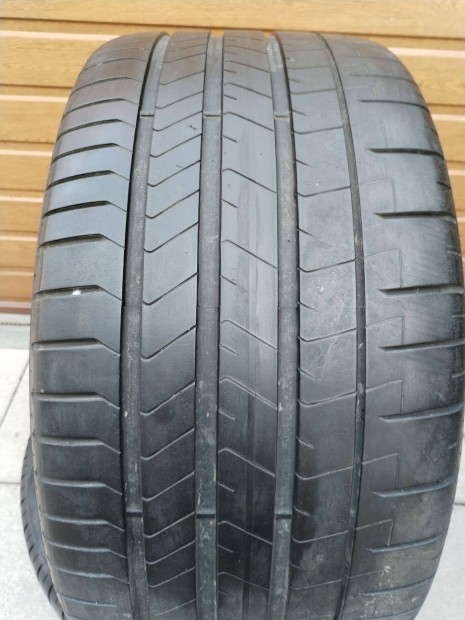315 35 22 pirelli 315/35 R 22 nyári gumi 2 db 2024.03.hét