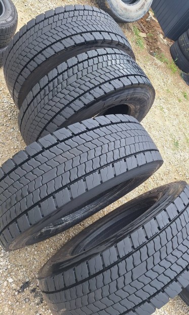 315/70 r22.5 Goodyear Fuelmax húzó,,Évjárat2024