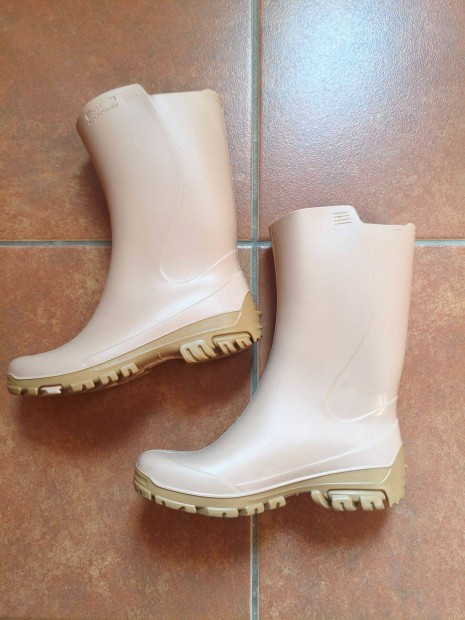 31/32-es Solognac (Decathlon) gumicsizma, egyszer hordott