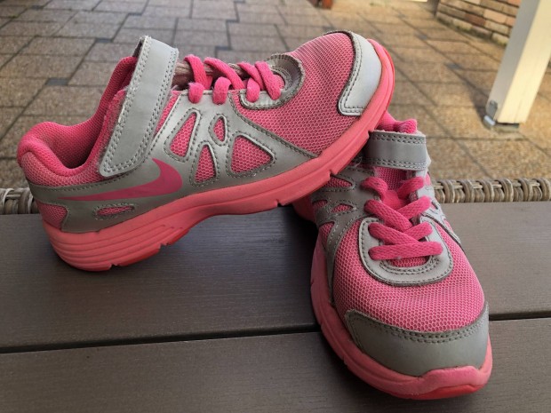 31,5-es pink Nike cip